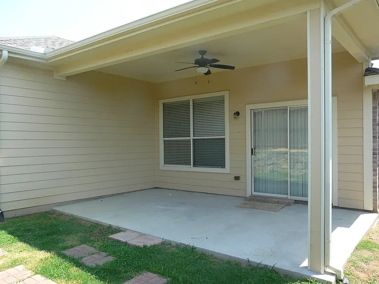 4409 Padre Ct — Photo 23