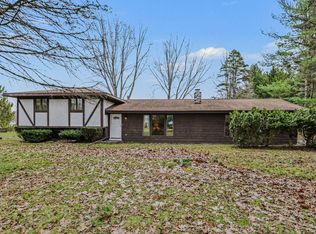 50507 Pleasant St, Dowagiac, MI 49047