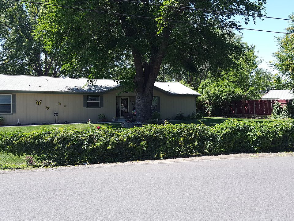 1st image of 724 E 8th Ave
