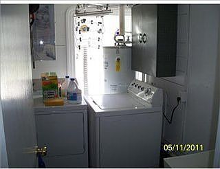 5th image of 7 Willow Dr