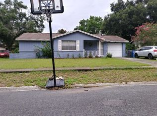 220 Valley Dr, Brandon, FL 33510