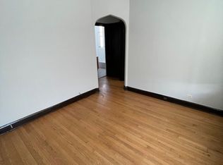 3036 N Ashland Ave #3, Chicago, IL 60657