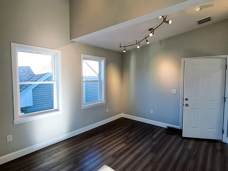 33 Grand St #2 — Photo 5