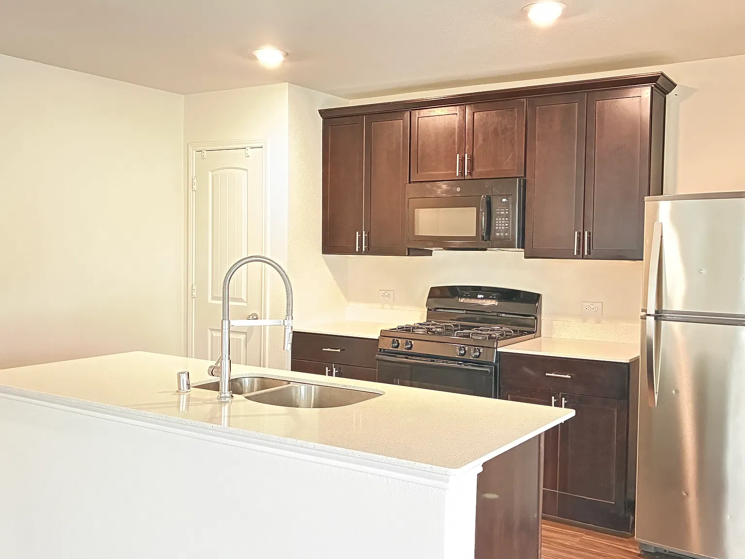 1701 Westfall Dr — Photo 4