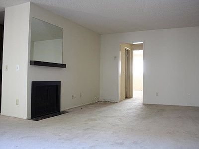 1st image of 1310 Barry Ave APT 106