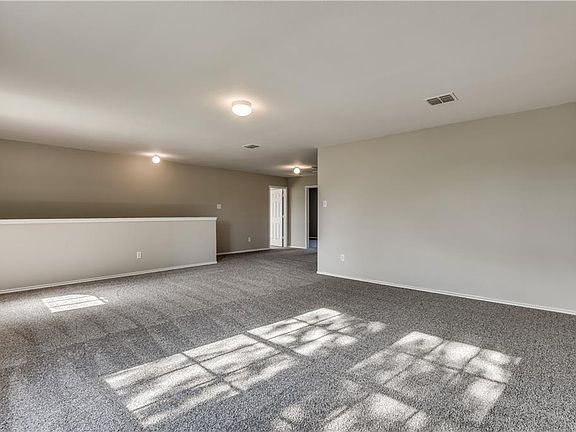 4th image of 1720 Honey Creek Ln