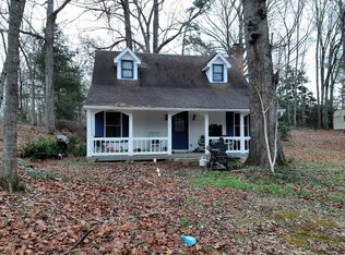 516 Lakeside Dr, Vicksburg, MS 39180