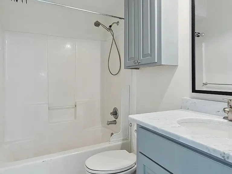 300 Forrest Ave #202 — Photo 10