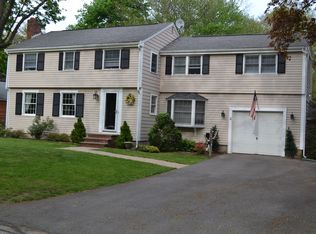 4 Puritan Rd, Hingham, MA 02043