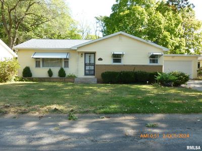 1912 3rd St #A, East Moline, IL, 61244