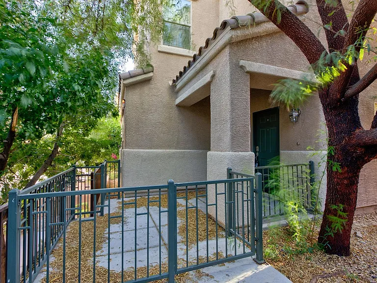7720 Vibrant Thread Ct — Photo 2