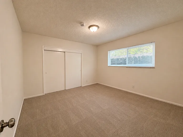 1644 Electric Ave #1 — Photo 10