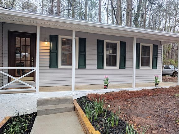 3rd image of 1822 King Arthurs Ct