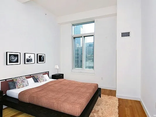 Rented by Sotheby's International Realty | media 21