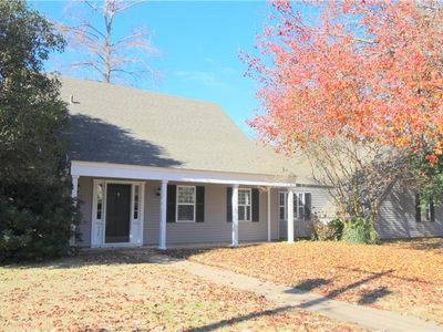 906 Harling Ln, Natchitoches, LA, 71457