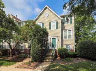 1105 Village Center Pkwy UNIT 1, Aurora, IL 60506