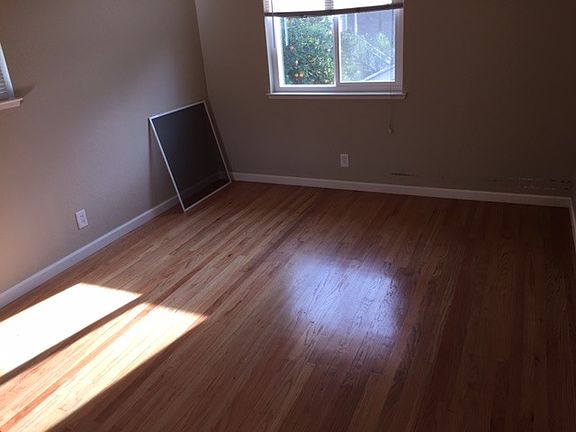 2nd image of 1111 W St APT 3