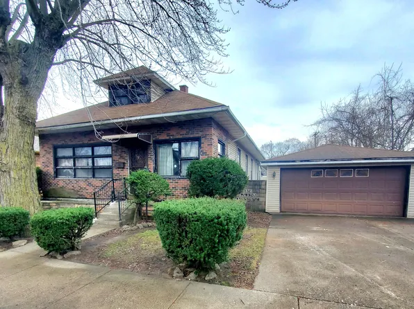 1327 Roosevelt St, Gary, IN 46404