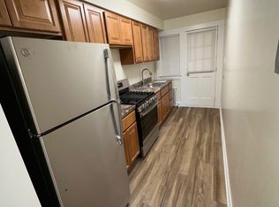 7703 Eastern Ave #202, Takoma Park, MD 20912