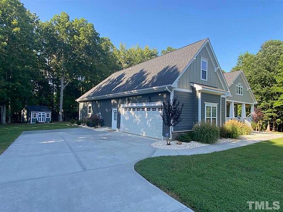 2nd image of 4453 McFarland Ln