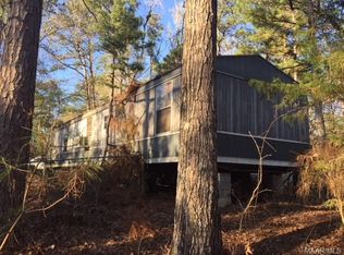 110 Hilltop Rd, Titus, AL 36080