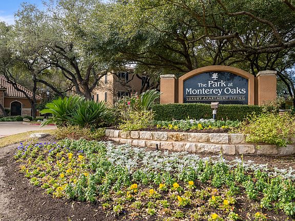 Welcoming community signage
