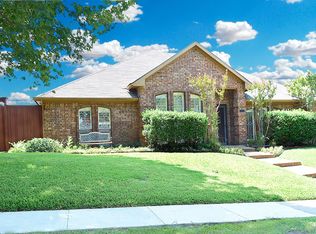 2328 Heatherwoods Way, Carrollton, TX 75007