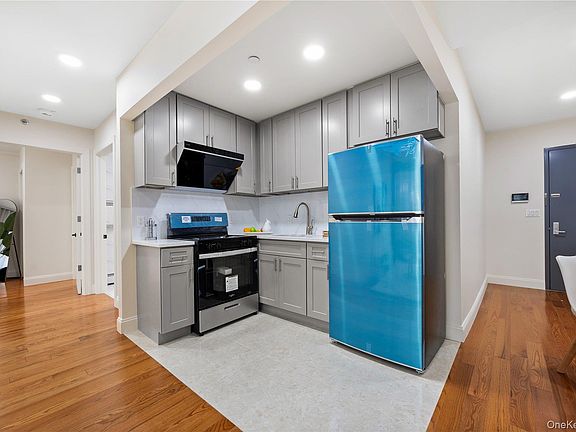 5th image of 141-15 Cherry Avenue #5E