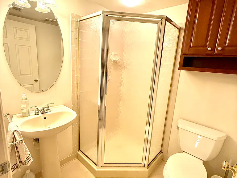 4028 Heatherstone Ct — Photo 35
