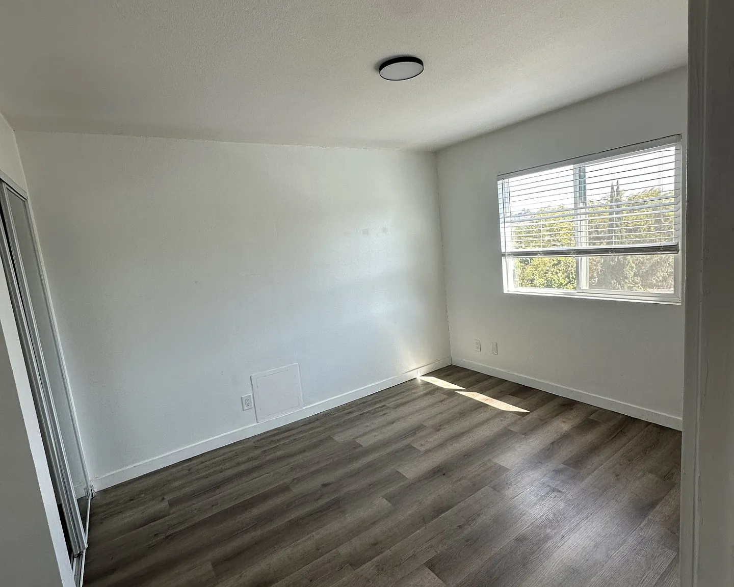 3755 Locke Ave. - #C — Photo 4
