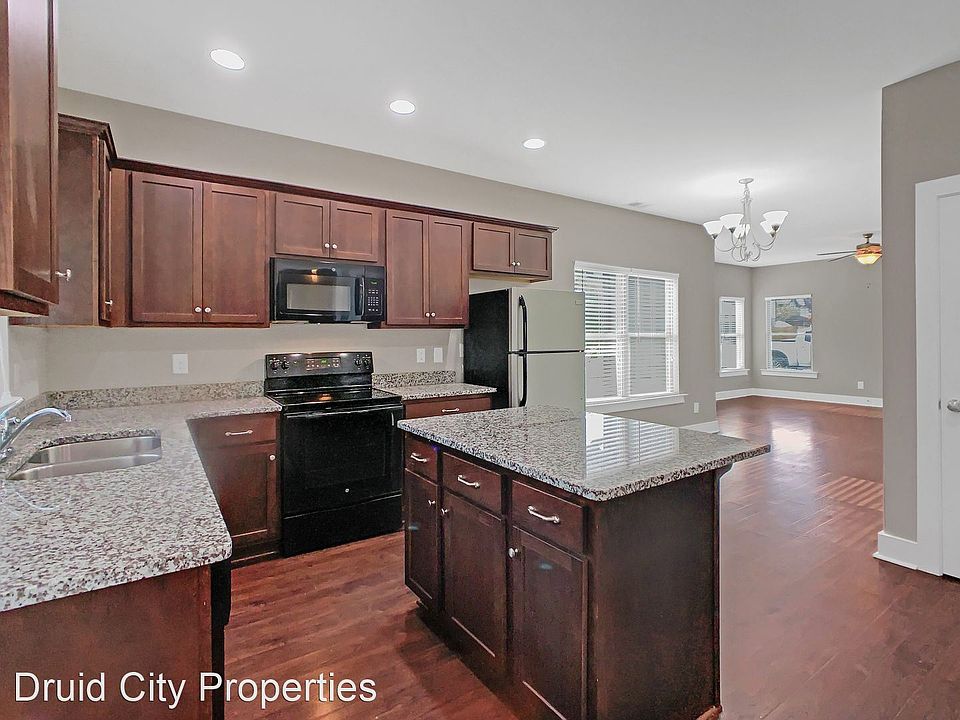 1st image of 11555 Andrew Way