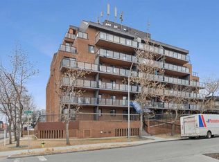 1900 W 25a St SW #506, Calgary, AB T3E1Y5