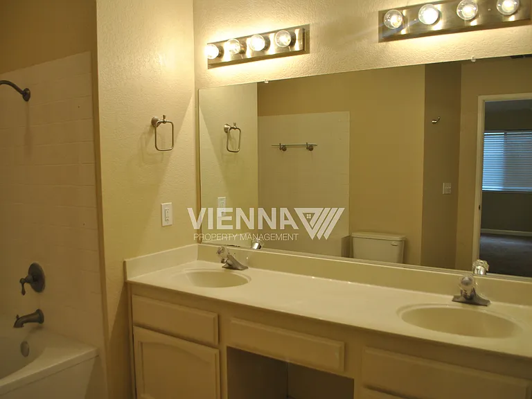 4073 N Country Dr — Photo 21