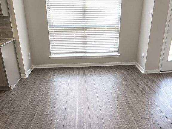 4th image of 11517 Ceres St