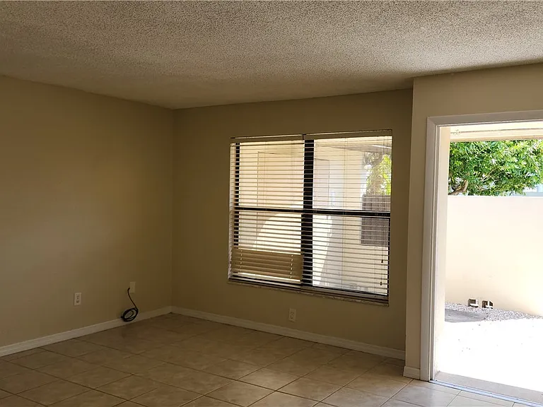 6182 Principia Dr #4 — Photo 8