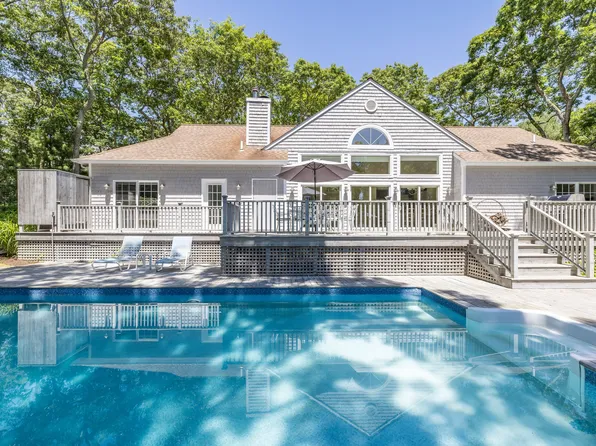 9 Scallop Ave, East Hampton, NY 11937