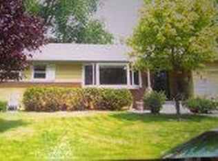 3518 Woodbine Ln, Brooklyn Center, MN 55429