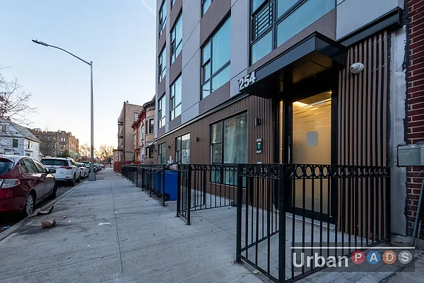 Rented by Urban Pads | media 30