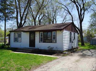 327 Marquette Rd, Rockford, IL 61115