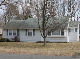 11 Rustic Dr, Howell, NJ 07731