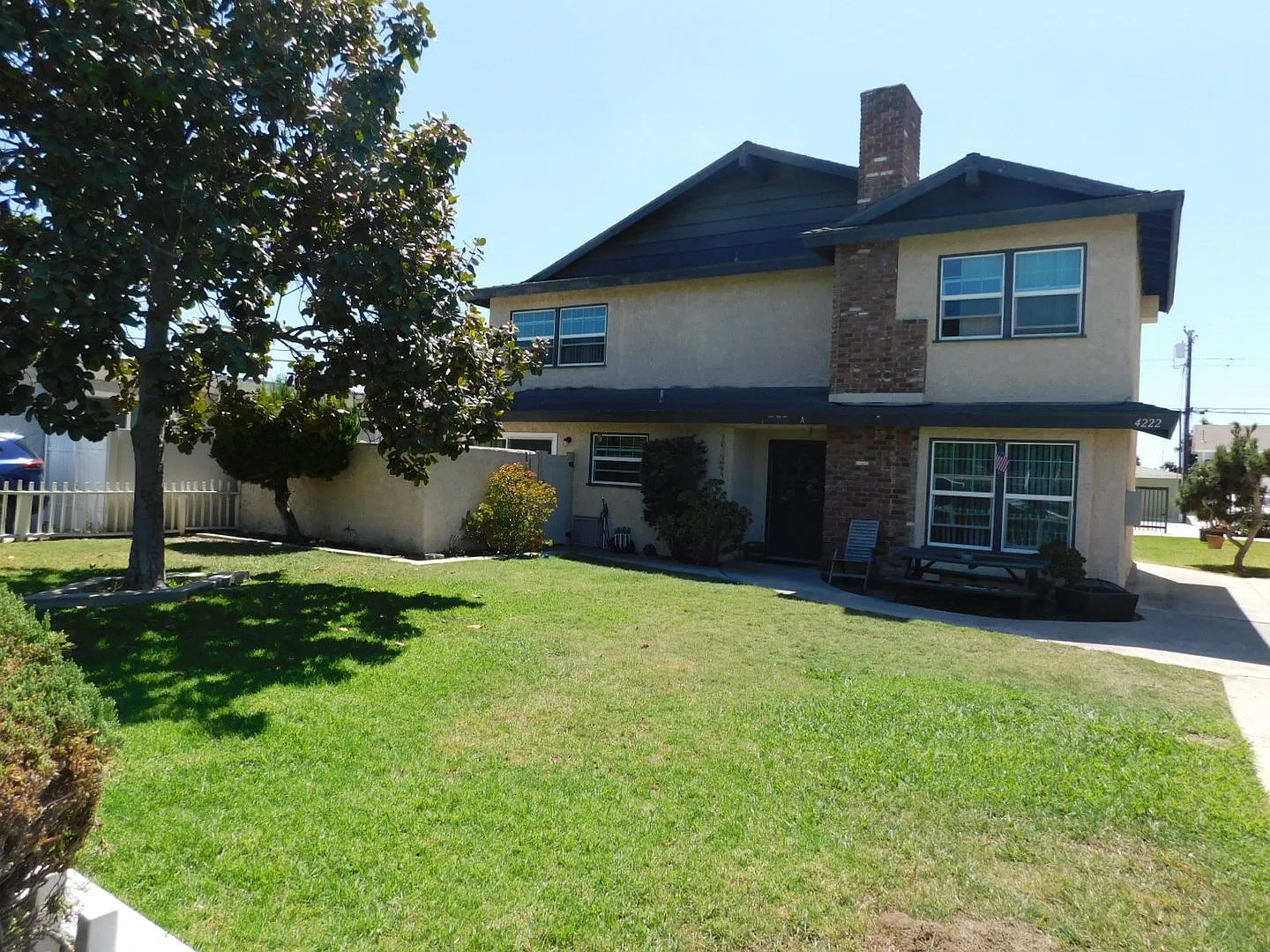 HOW4222 — Photo 1