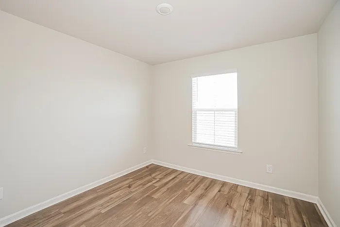 461 Navona Dr — Photo 10