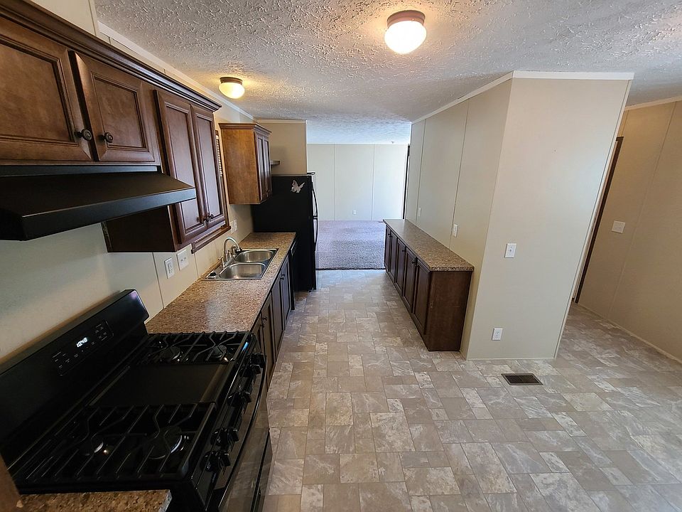 1st image of 516 Courtland Ln #117