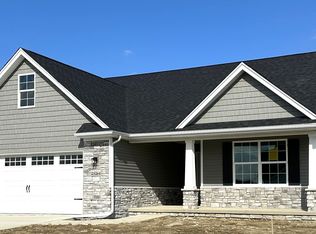 25264 E Sunset Maple Dr, Perrysburg, OH 43551