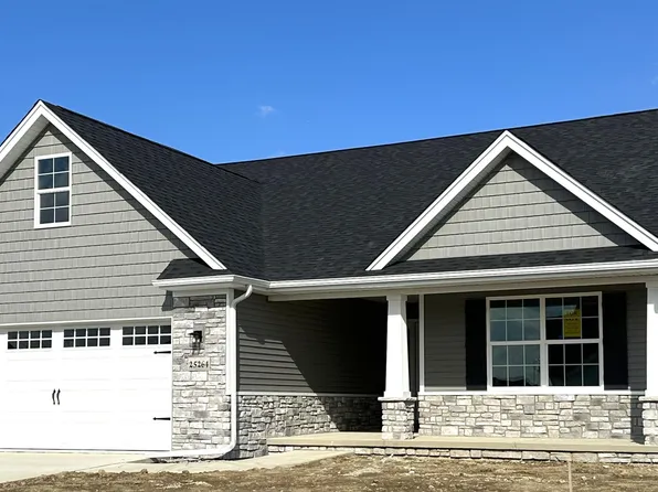 25264 E Sunset Maple Dr, Perrysburg, OH 43551