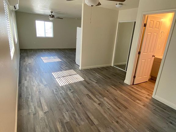 3rd image of 11223 San Juan St Unit 2
