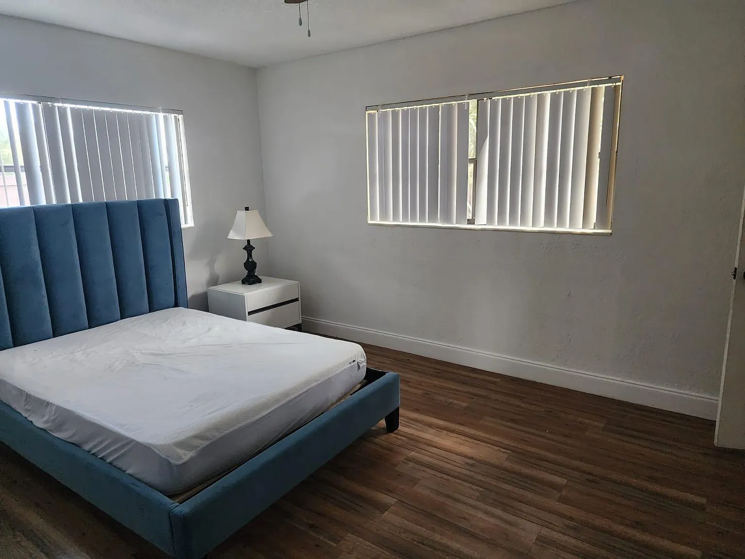 4 bed, 3.0 bath, 1800 sqft, $1,317 — Photo 3