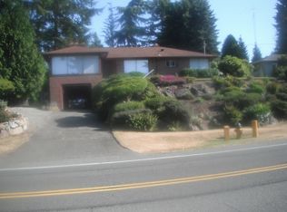 16636 Marine View Dr SW, Burien, WA 98166