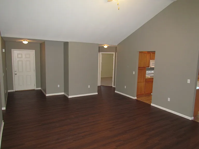 15908 Tracker Ln — Photo 5