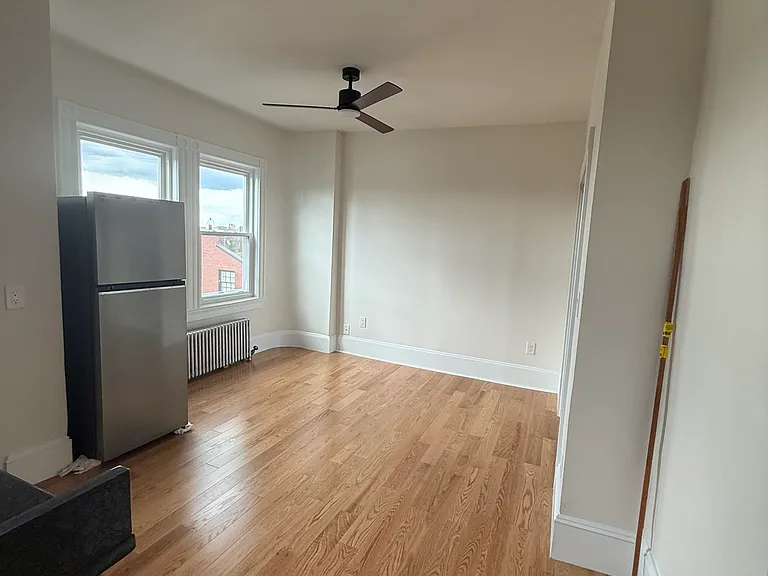 108 Myrtle St #6 — Photo 2